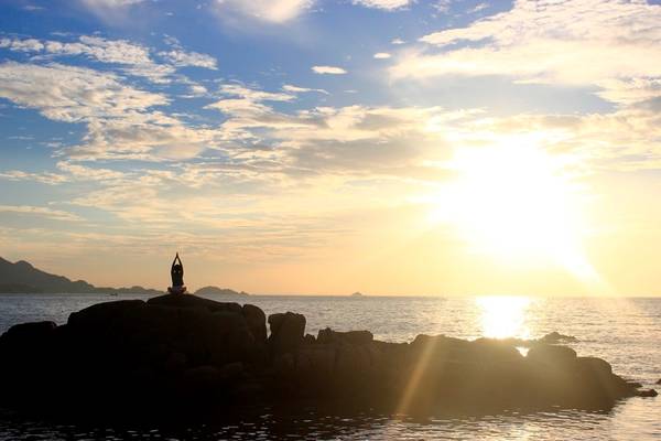 Đón mặt trời mọc tuyệt đẹp ở đảo Bình Ba