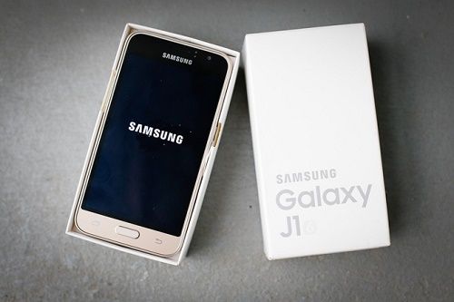 Điện thoại Samsung Galaxy J1 phiên bản 2016