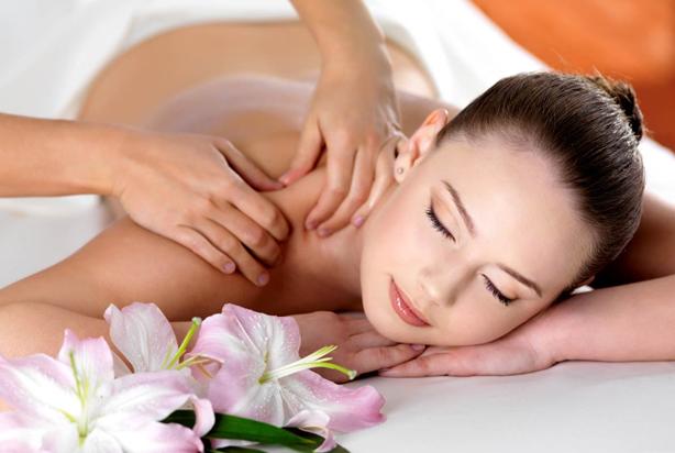 Học nghề spa ở đâu tốt tphcm - liệu pháp massage giảm cân rất nhanh