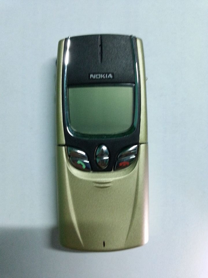 Nokia 8850 Gold - Giá 1.150.000đ